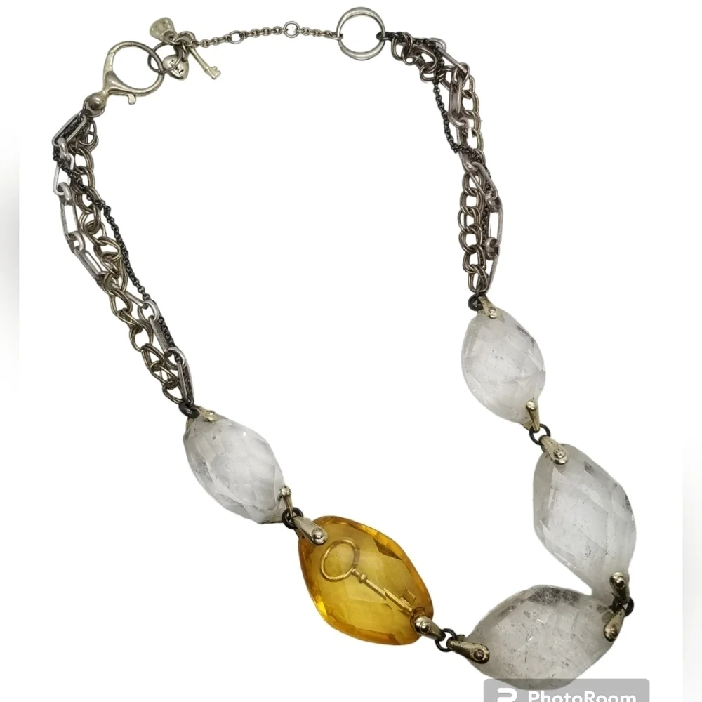 FOSSIL RETIRED CHUNKY CLEAR QUARTZ CRYSTAL & KEY DESIGN CHAIN NECKLACE